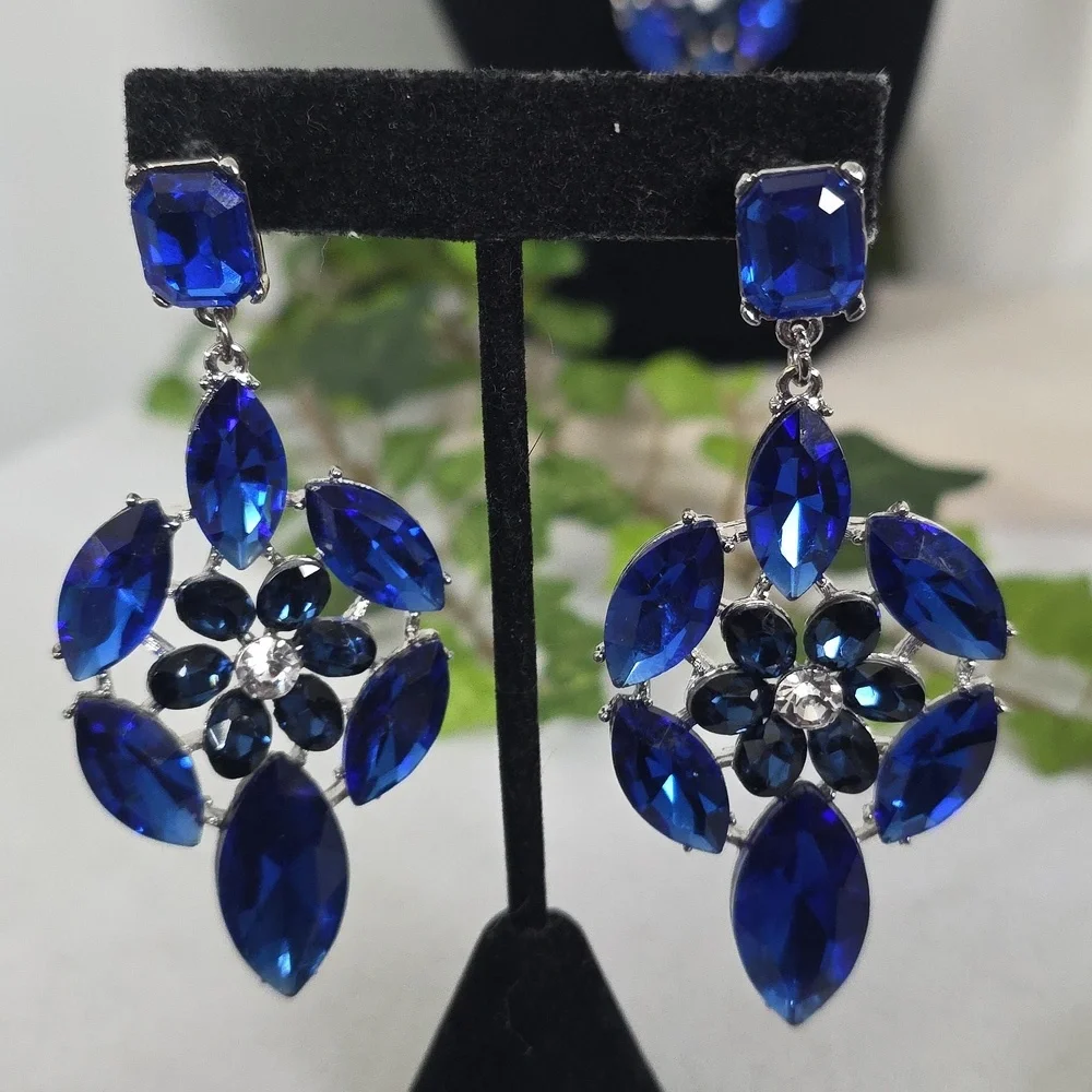 Statement Silver with Blue Crystal Stones Necklace and Matching Earrings Set